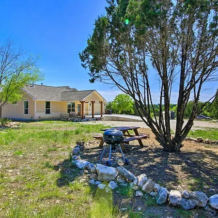 Hill Country Casita With Patio 13 Mi To Dtwn Boerne Vila